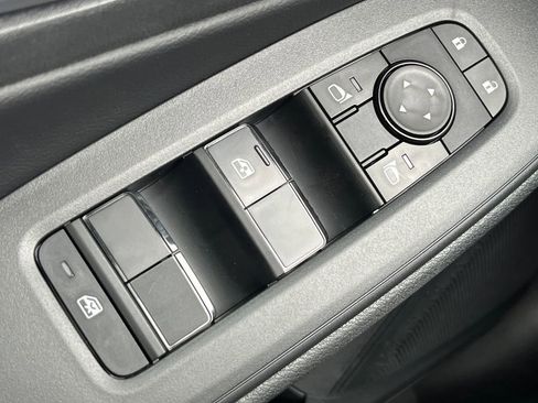 New 2026 Nissan Sentra SV w/ Floor Mat Package FWD image 18
