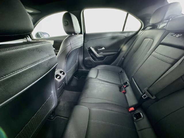 Used 2020 Mercedes-Benz A 220 image 21