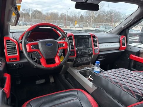 Used 2017 Ford F250 Lariat w/ Lariat Value Package image 20