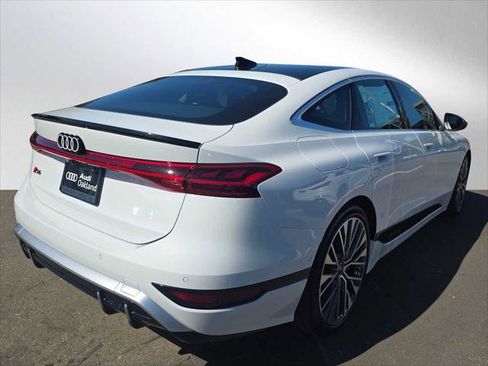 New 2025 Audi S6 e-tron Prestige image 36