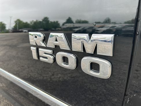 Used 2017 RAM 1500 Classic SLT AWD/4WD image 25