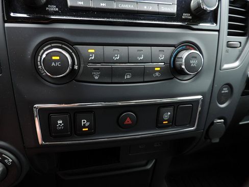 Used 2023 Nissan Titan SV w/ Accessory Utility Package image 20