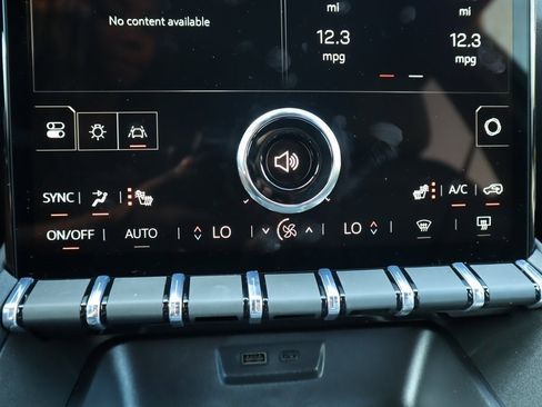 New 2026 GMC Terrain Elevation w/ Elevation Premium Package image 8