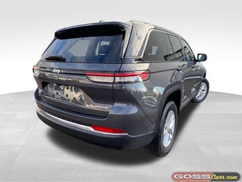 New 2025 Jeep Grand Cherokee Laredo X w/ Luxury Tech Group I image 3