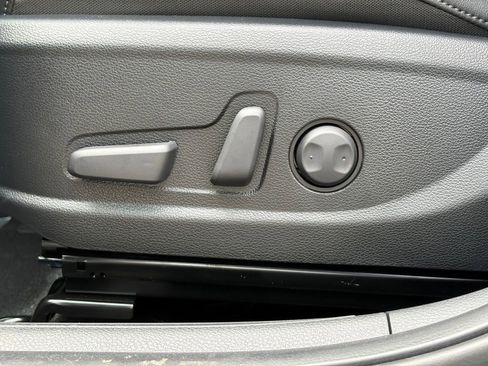 New 2026 Kia Seltos EX image 12