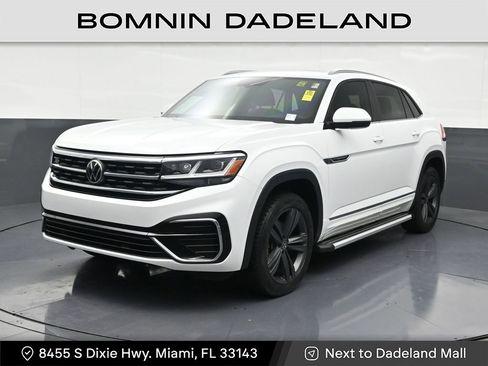 Used 2020 Volkswagen Atlas Cross Sport SE w/ Panoramic Sunroof Package image 1