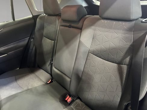Used 2021 Toyota RAV4 XLE w/ Convenience Package AWD/4WD image 16