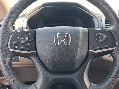 Used 2019 Honda Odyssey EX image 28