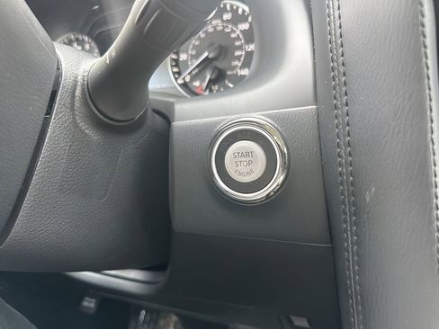 Used 2023 Nissan Armada SL image 26