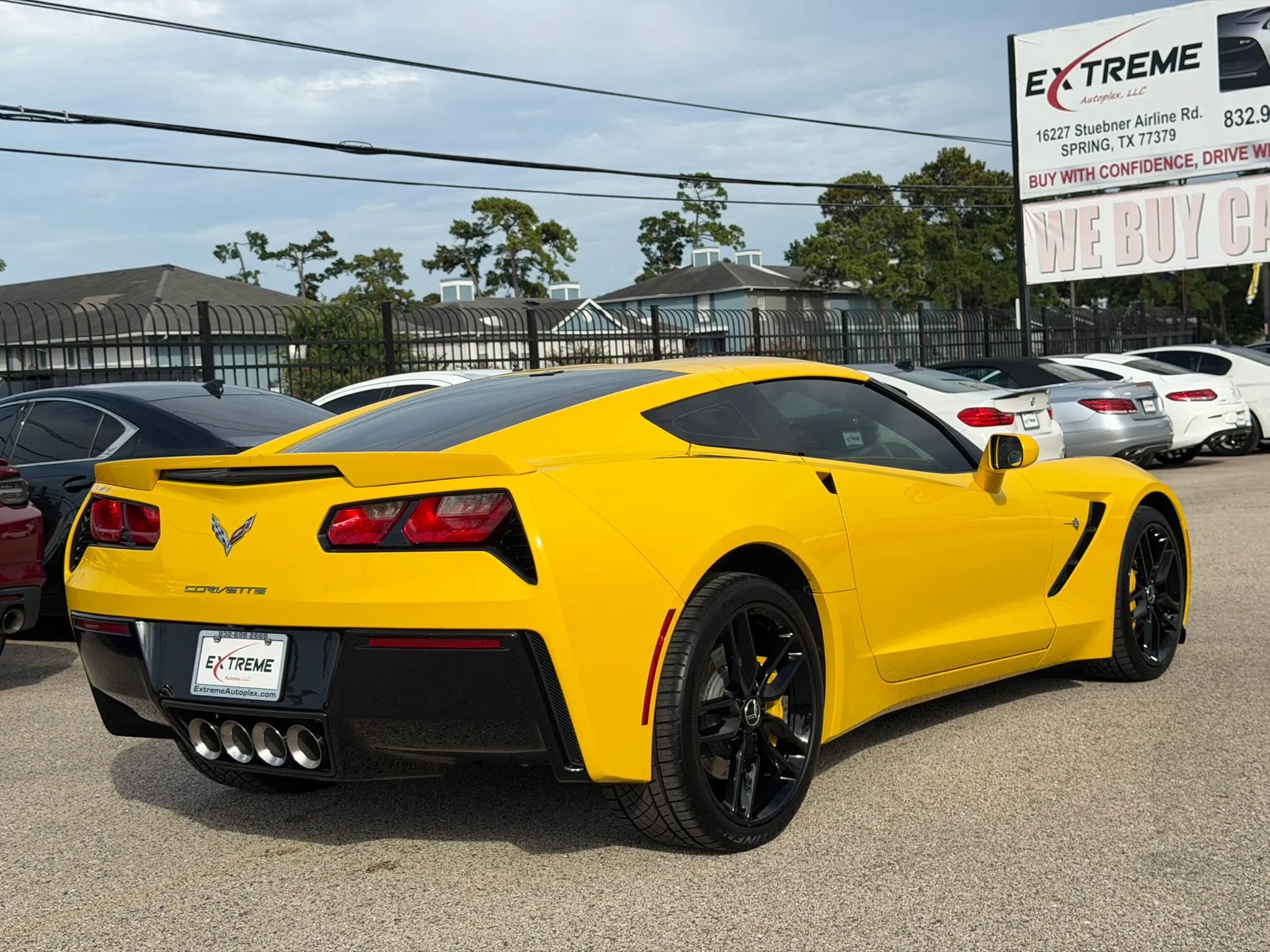 Used 2015 Chevrolet Corvette Stingray Coupe w/ 2LT Preferred Equipment Group RWD image 9