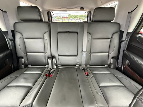 Used 2019 GMC Yukon SLT AWD/4WD image 40