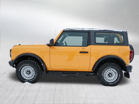 Used 2022 Ford Bronco 2-Door image 4