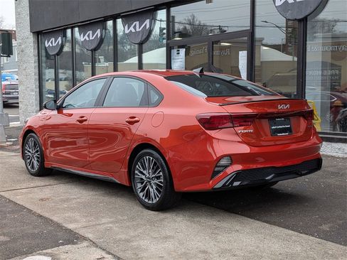 Certified 2023 Kia Forte GT-Line image 9