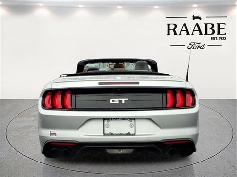 Used 2018 Ford Mustang GT Premium image 9