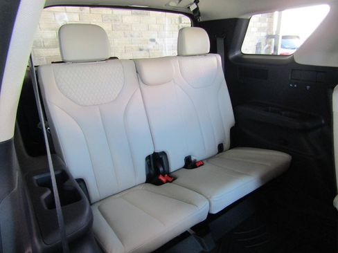 Used 2020 Hyundai Palisade SEL w/ Premium Package FWD image 14