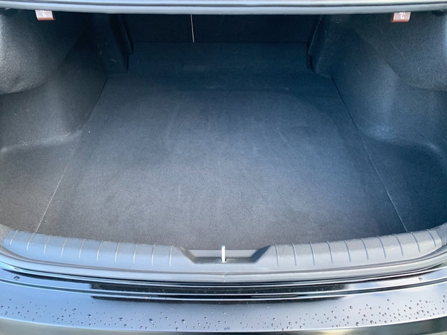 Used 2025 Hyundai Sonata SEL FWD image 15