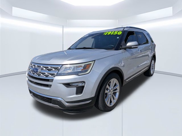 Used 2018 Ford Explorer Limited w/ Equipment Group 301A FWD image 9