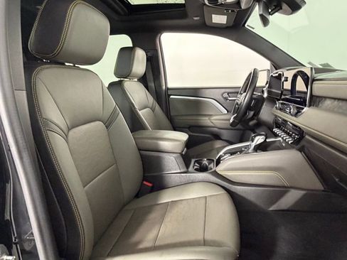 Used 2023 Chevrolet Colorado ZR2 w/ ZR2 Convenience Package III image 31