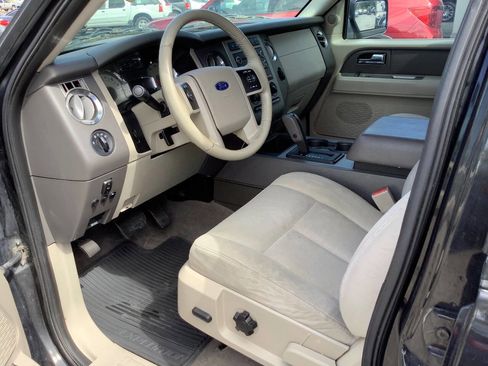 Used 2013 Ford Expedition XLT w/ HD Trailer Tow Pkg AWD/4WD image 34