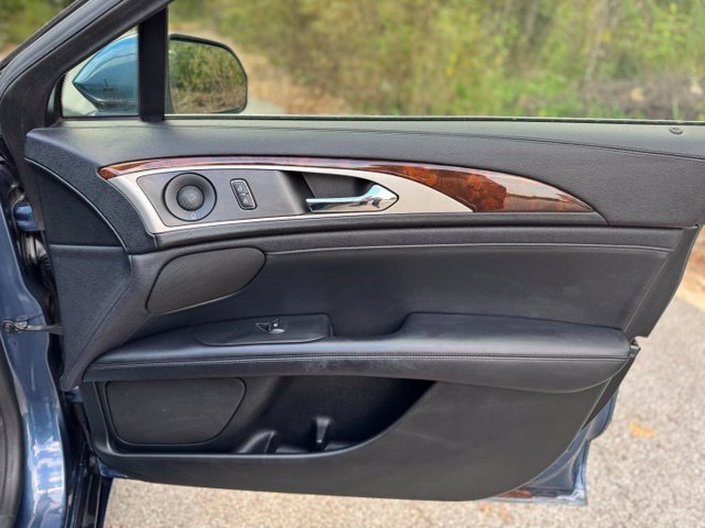 Used 2019 Lincoln MKZ Reserve w/ Reserve Plus Package AWD/4WD image 18