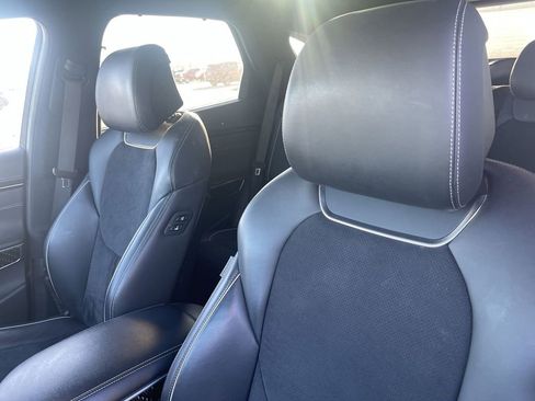 Used 2022 Genesis GV70 3.5T Sport w/ Sport Prestige Package image 17