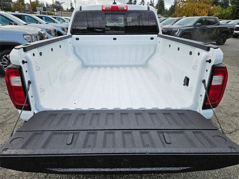 New 2026 GMC Canyon AT4 image 10