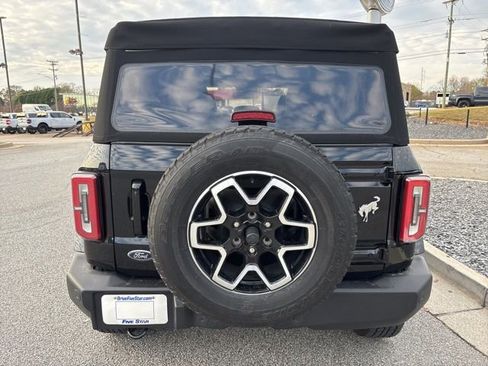 Used 2024 Ford Bronco Outer Banks image 7