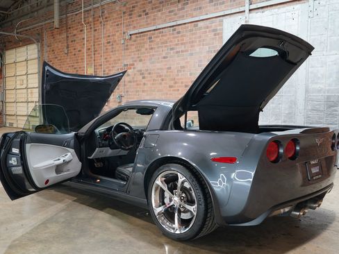 Used 2012 Chevrolet Corvette Grand Sport w/ 3LT Preferred Equipment Group image 26