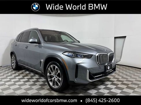Used 2024 BMW X5 xDrive40i w/ Premium Package AWD/4WD image 1