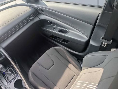 Used 2025 Hyundai Elantra Sport w/ Cargo Package FWD image 16
