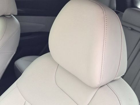 Certified 2025 Hyundai Tucson SEL FWD image 14