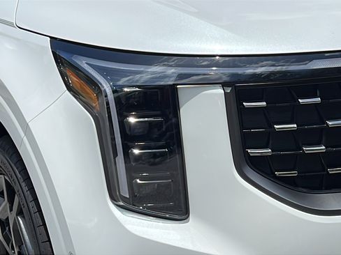New 2026 Kia Carnival SX Prestige FWD image 31