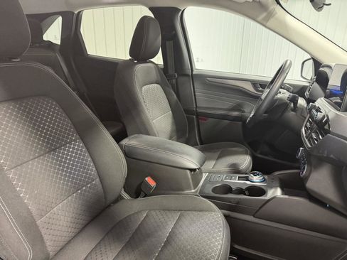 Used 2023 Ford Escape Active w/ Cold Weather Package image 14