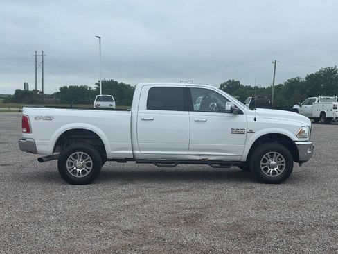 Used 2017 RAM 2500 Laramie AWD/4WD image 4