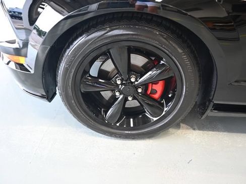 Used 2008 Ford Mustang GT Premium RWD image 32