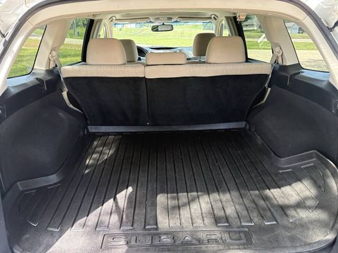 Used 2014 Subaru Outback 2.5i Premium w/ Moonroof Package AWD/4WD image 28