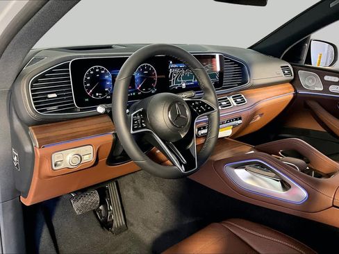 New 2026 Mercedes-Benz GLE 450 4MATIC Coupe image 9