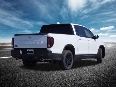 New 2026 Honda Ridgeline Black Edition image 18