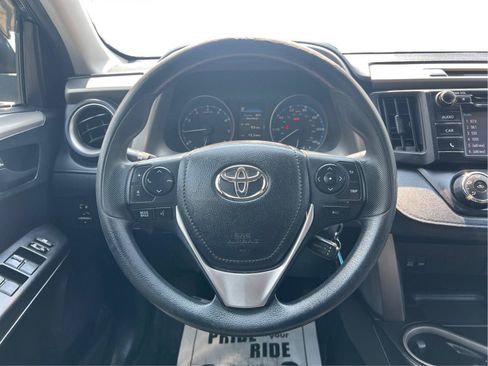 Used 2018 Toyota RAV4 LE w/ All Weather Liner Package AWD/4WD image 16