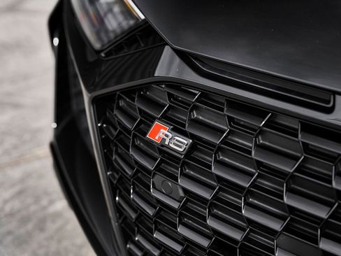 Used 2022 Audi R8 V10 image 7