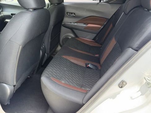Certified 2022 Nissan Kicks SR FWD image 23