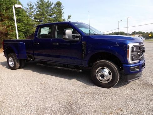 New 2026 Ford F350 XL w/ STX Appearance Package AWD/4WD image 6
