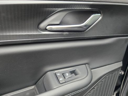 New 2025 Jeep Grand Cherokee image 22