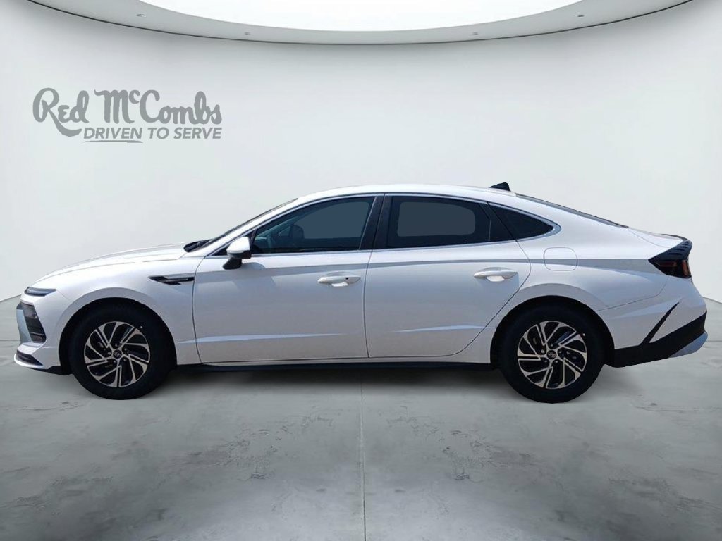New 2026 Hyundai Sonata Blue FWD image 2