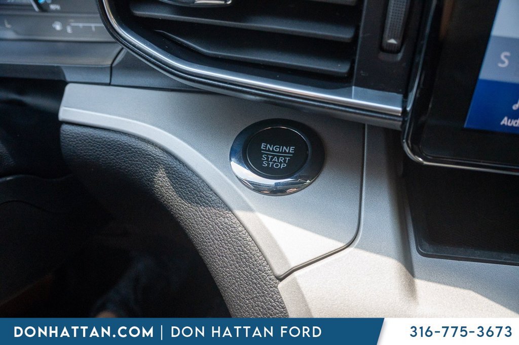 Used 2023 Ford Explorer XLT w/ Equipment Group 202A AWD/4WD image 11