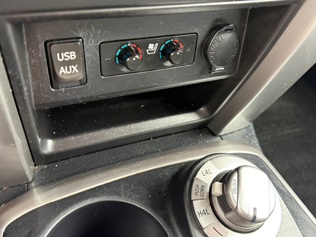Used 2017 Toyota 4Runner Limited AWD/4WD image 36