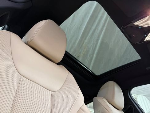 Used 2023 BMW i4 eDrive35 image 16