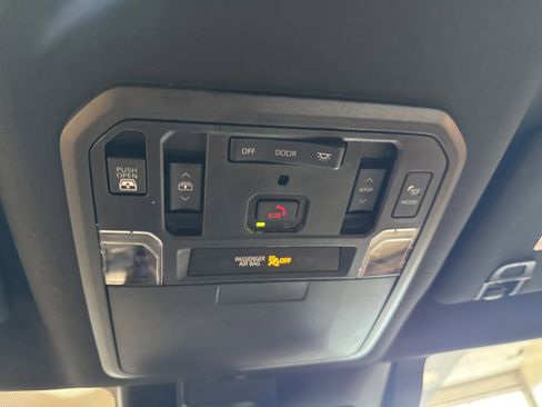 Used 2023 Toyota Tundra Capstone AWD/4WD image 46
