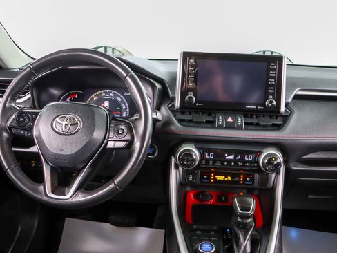 Used 2020 Toyota RAV4 TRD Off-Road image 17