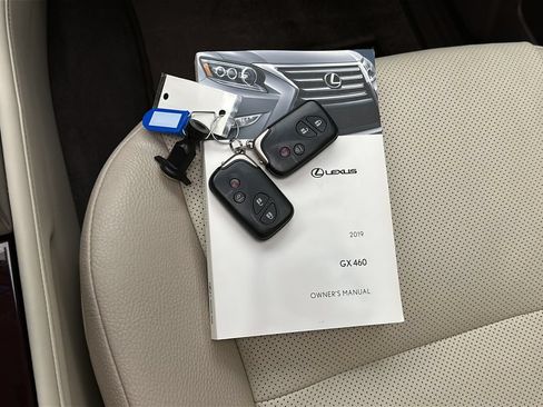 Used 2019 Lexus GX 460 Premium w/ Premium Package AWD/4WD image 35